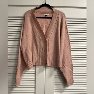 AE Dusty Rose Sweater. XL. Very Soft!